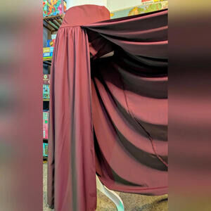 👽Unique Cranberry Athleisure Skirt with Side Slit